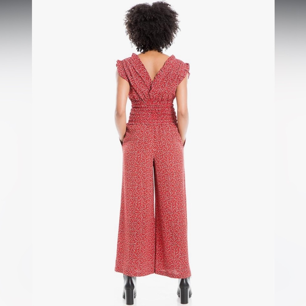 Max Studio Ruffle Jumpsuit. Size Large - Picture 5 of 10